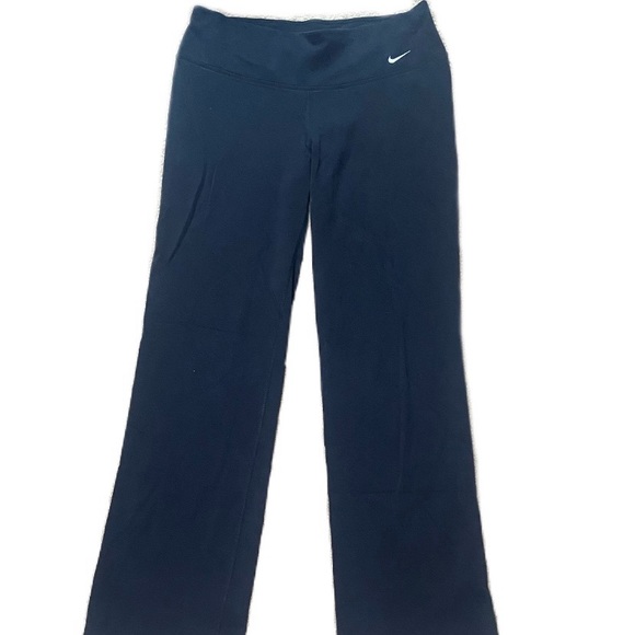 Black Nike high-waisted flare yoga pants - Picture 1 of 3